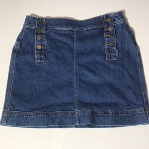 LOFT Outlet classic jean mini skirt sz 4P petite medium wash